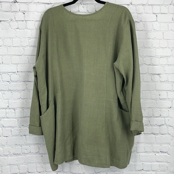 Flax Army Sage Green 100% Linen Button Down Top Size Medium - Picture 7 of 7